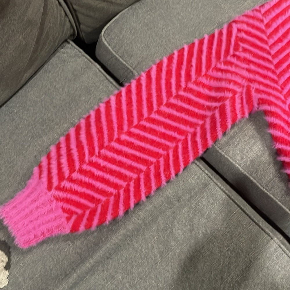 SUGAR LIPS Chevron Cheshire Eyelash Pink Red Crop Print Fuzzy Sweater - Size S - Picture 7 of 12